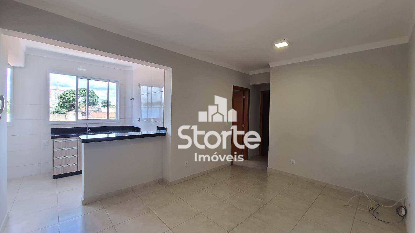 Apartamento à venda com 2 quartos, 45m² - Foto 1