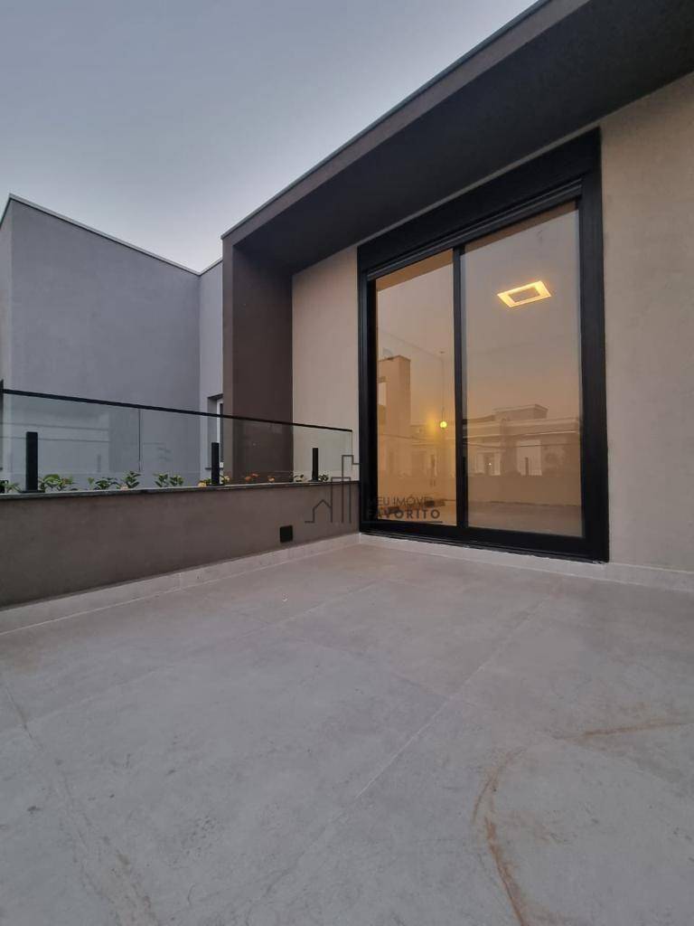 Casa à venda com 3 quartos, 210m² - Foto 8