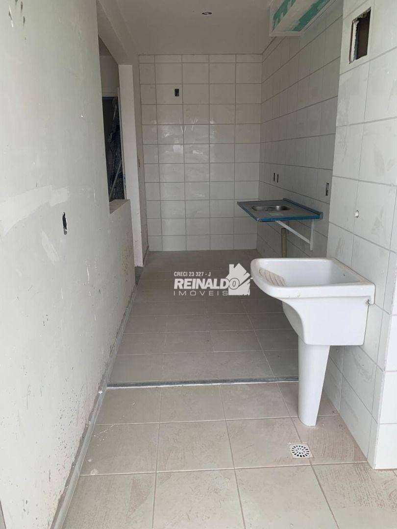 Apartamento à venda com 2 quartos, 65m² - Foto 13