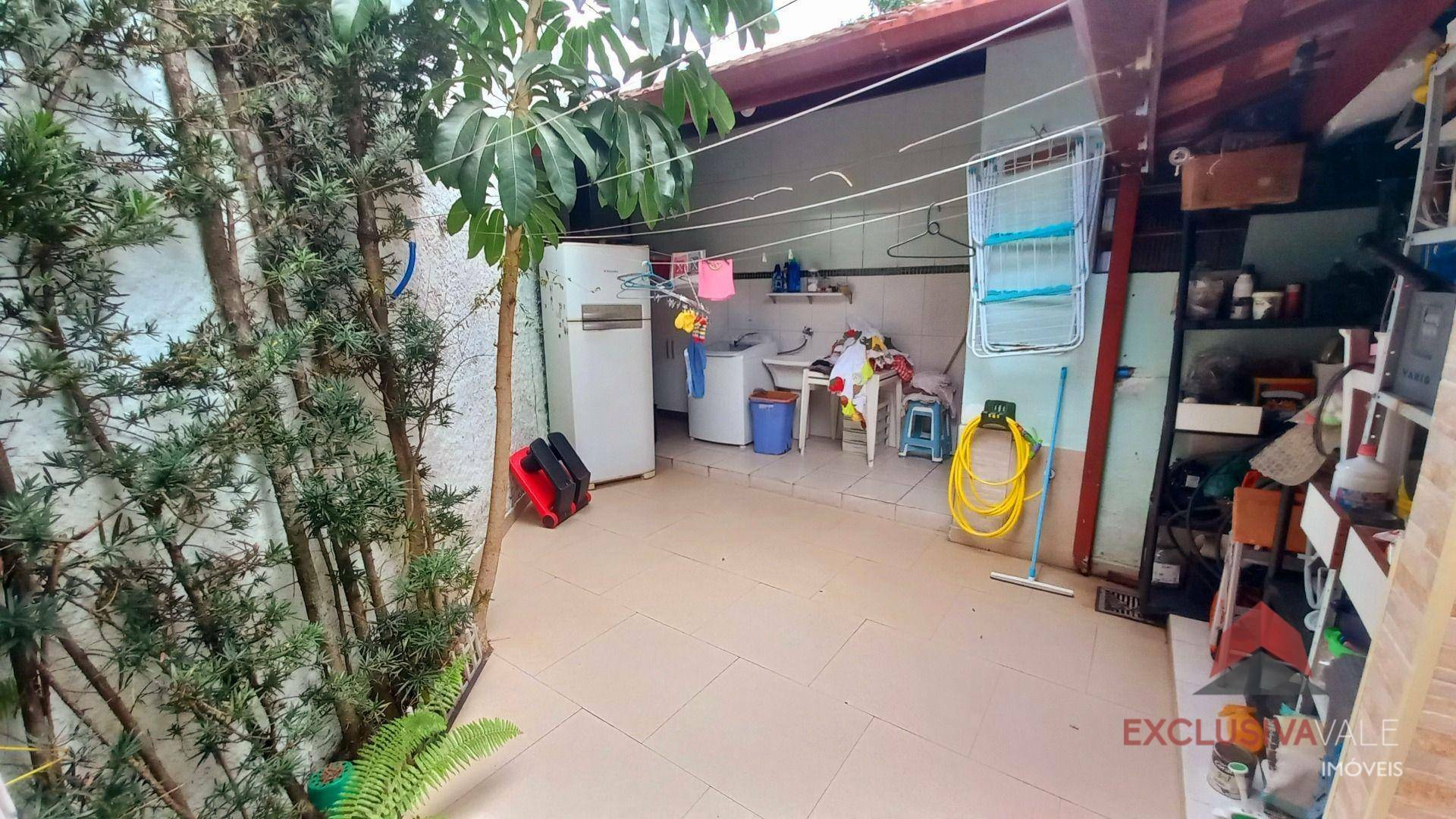 Casa à venda com 6 quartos, 356m² - Foto 135
