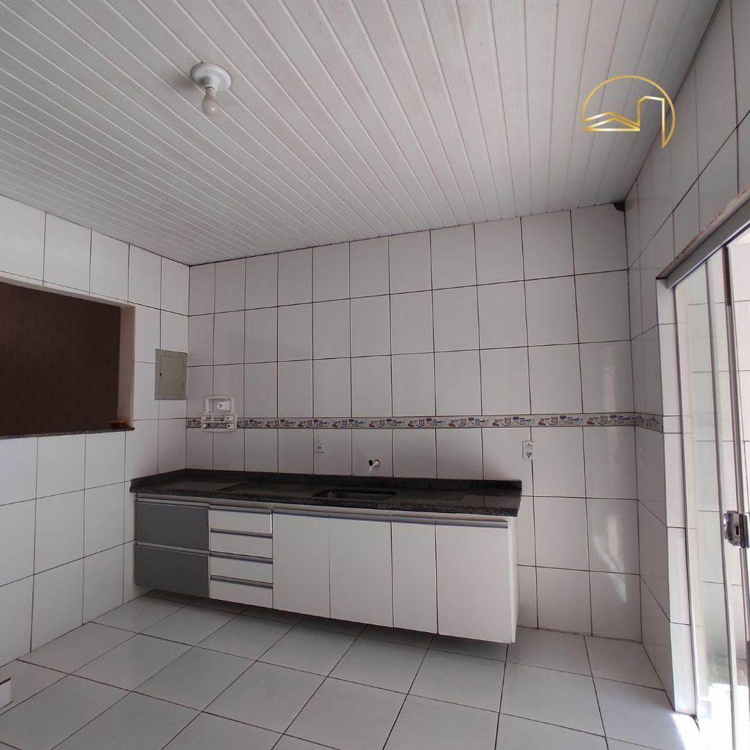 Casa para alugar com 2 quartos, 87m² - Foto 9