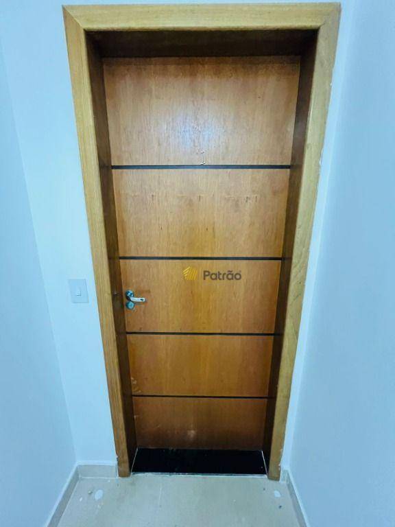 Apartamento à venda com 2 quartos, 44m² - Foto 5