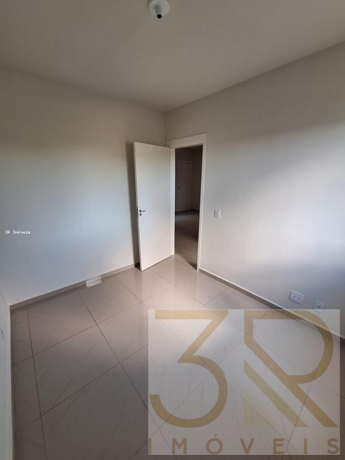 Apartamento à venda com 2 quartos, 46m² - Foto 2