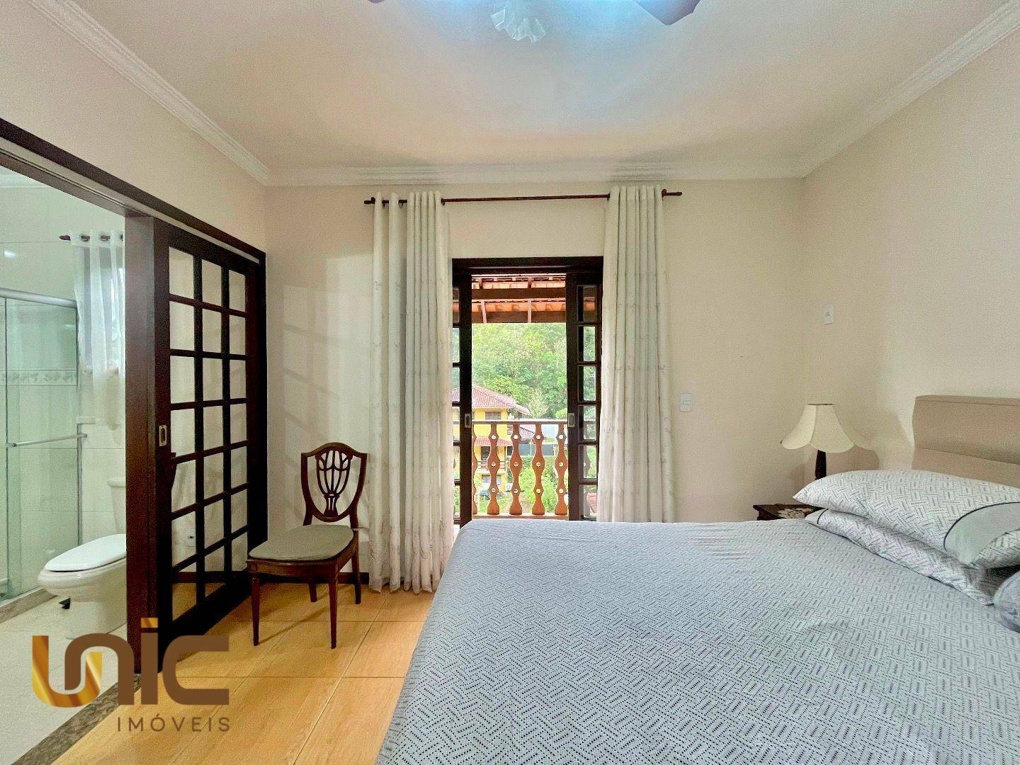 Casa de Condomínio à venda com 3 quartos, 232m² - Foto 50