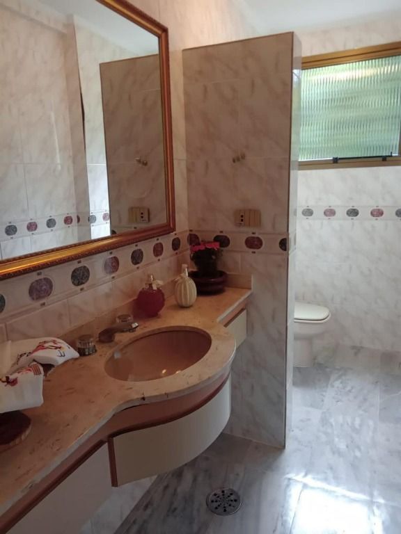 Apartamento à venda com 4 quartos, 230m² - Foto 22