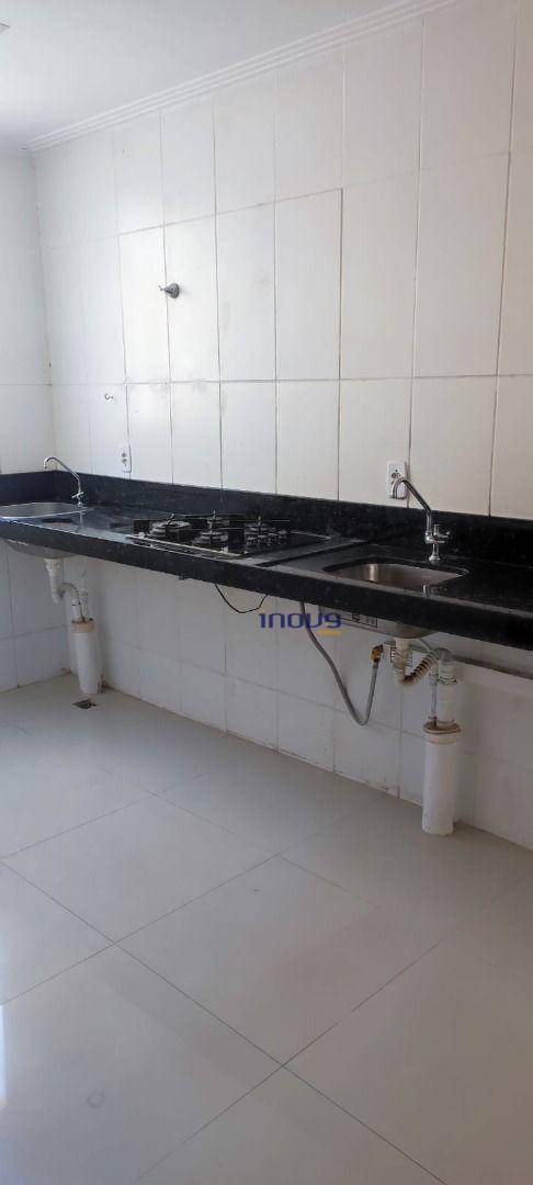 Apartamento à venda com 2 quartos, 44m² - Foto 12