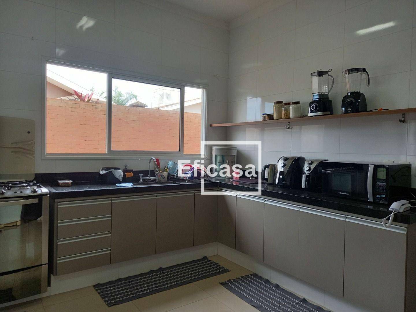 Casa de Condomínio à venda com 3 quartos, 245m² - Foto 8