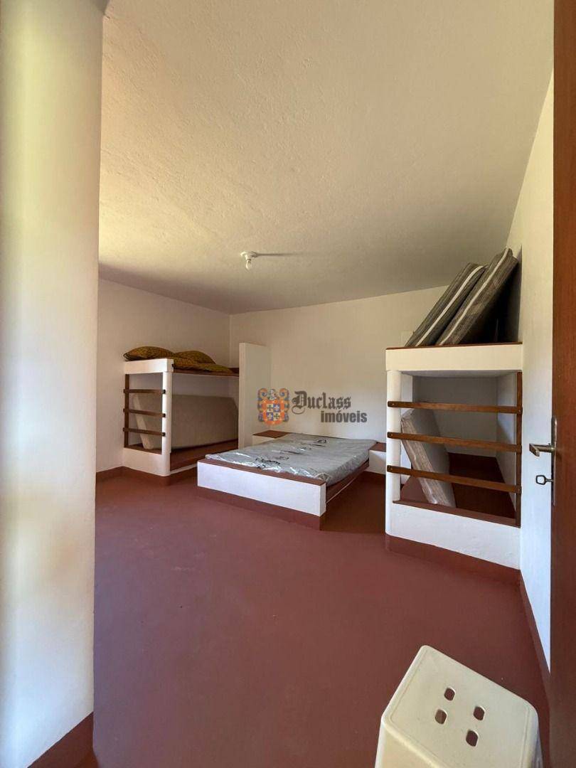 Chácara à venda com 8 quartos, 405m² - Foto 11