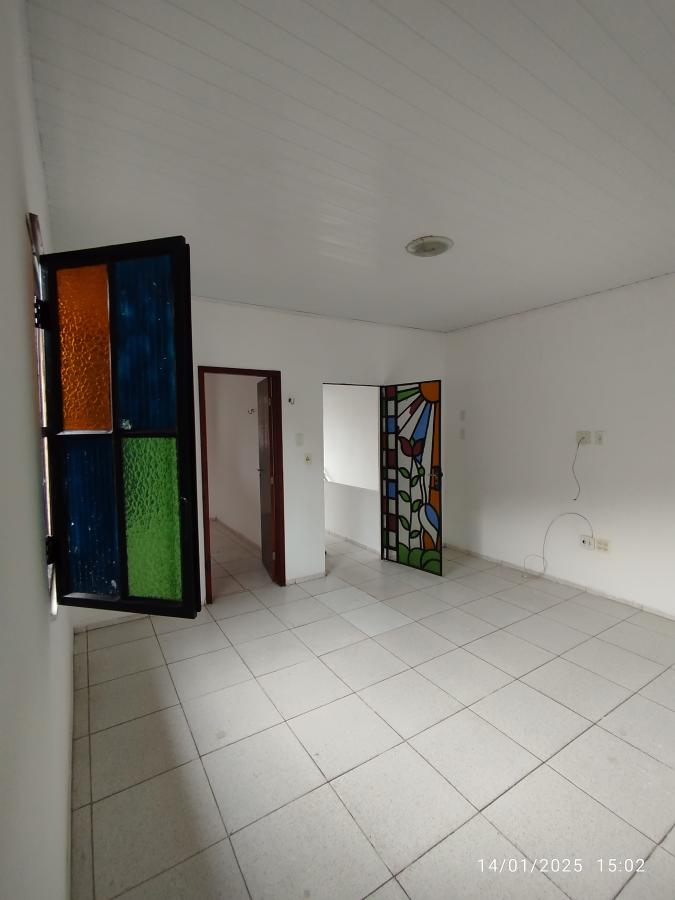 Casa para alugar com 2 quartos, 150m² - Foto 9