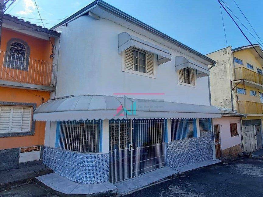 Pousada-Chalé à venda com 4 quartos, 205m² - Foto 1