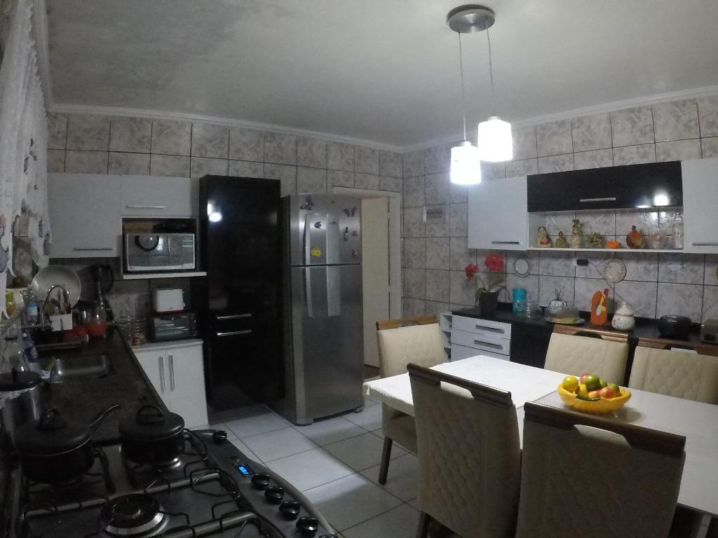 Casa à venda com 6 quartos, 140m² - Foto 32