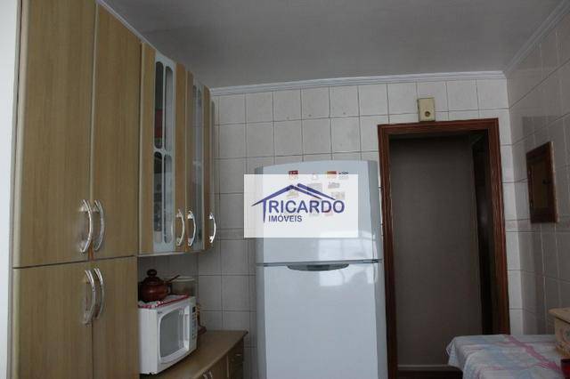 Apartamento à venda com 3 quartos, 81m² - Foto 4