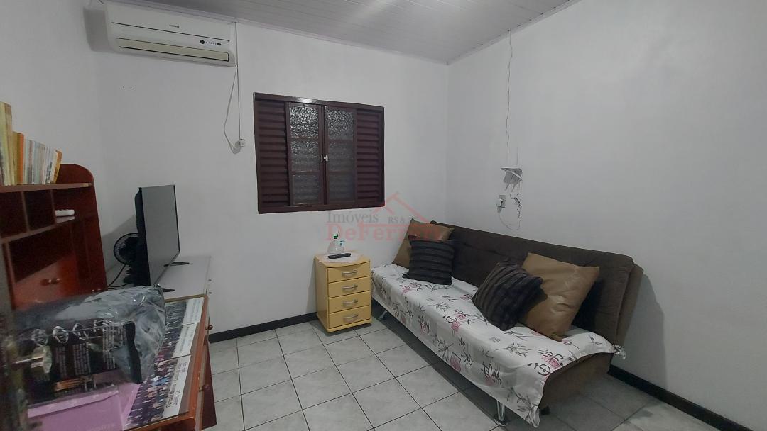 Casa à venda com 4 quartos, 200m² - Foto 3