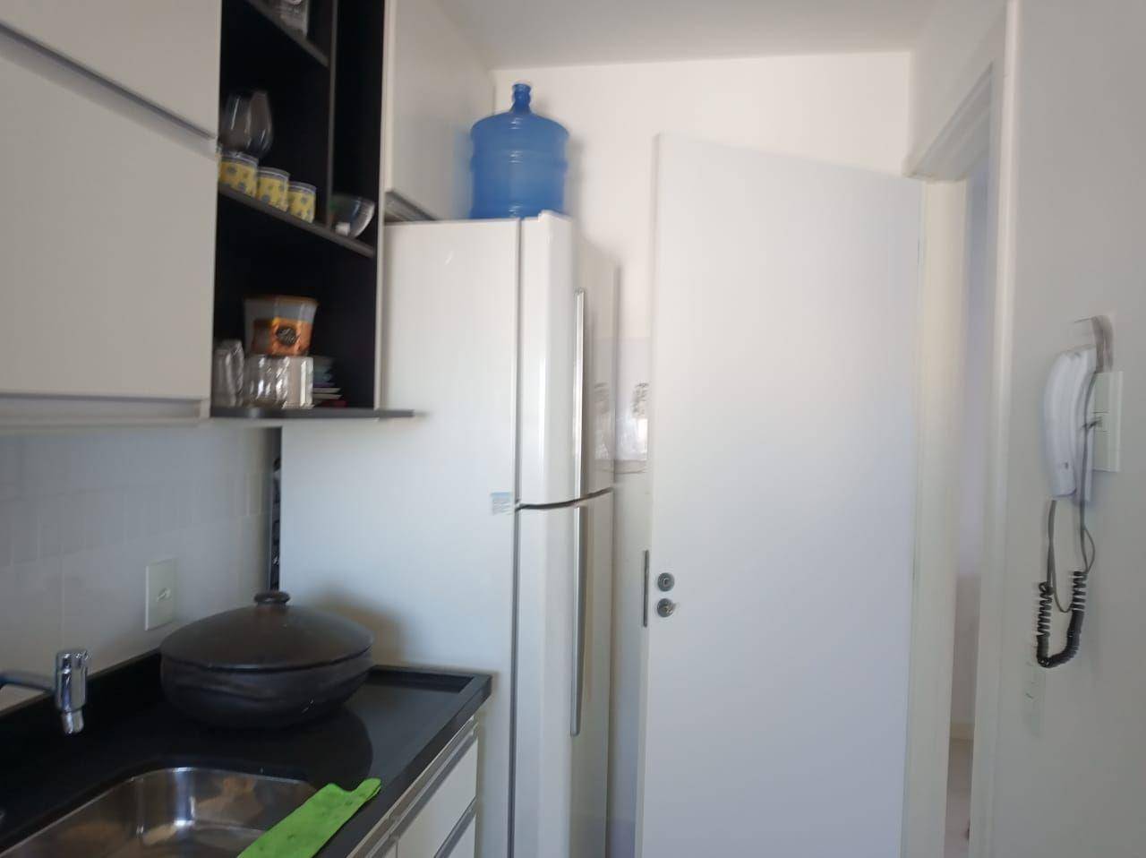 Apartamento à venda com 2 quartos, 60m² - Foto 3