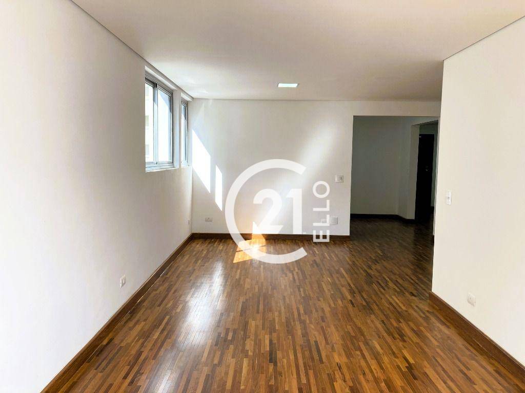 Apartamento à venda com 3 quartos, 180m² - Foto 3