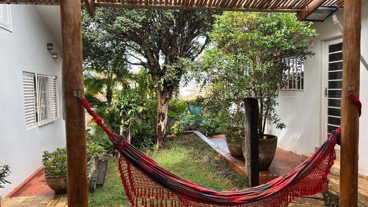 Casa à venda com 3 quartos, 173m² - Foto 12
