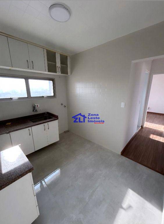 Apartamento à venda com 2 quartos, 69m² - Foto 11