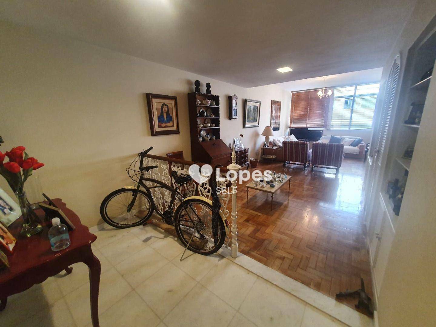 Apartamento à venda com 3 quartos, 150m² - Foto 3