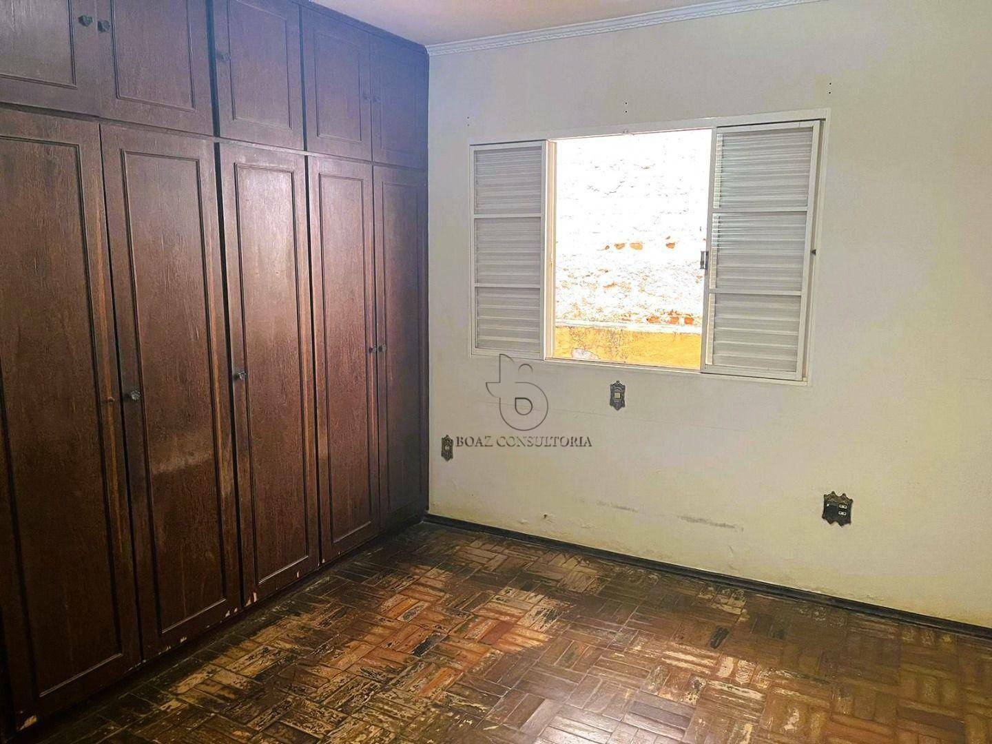 Casa para alugar com 3 quartos, 179m² - Foto 8