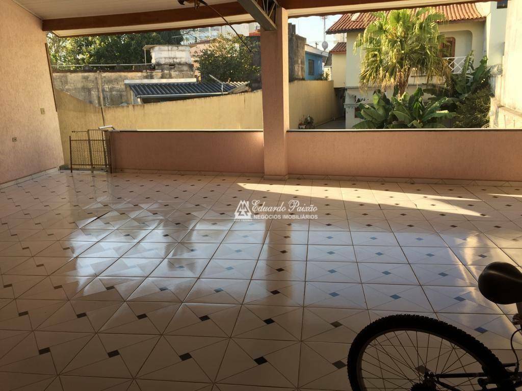 Sobrado à venda e aluguel com 3 quartos, 380m² - Foto 34