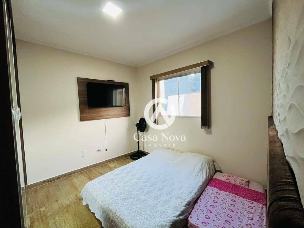 Apartamento à venda com 2 quartos, 70m² - Foto 12