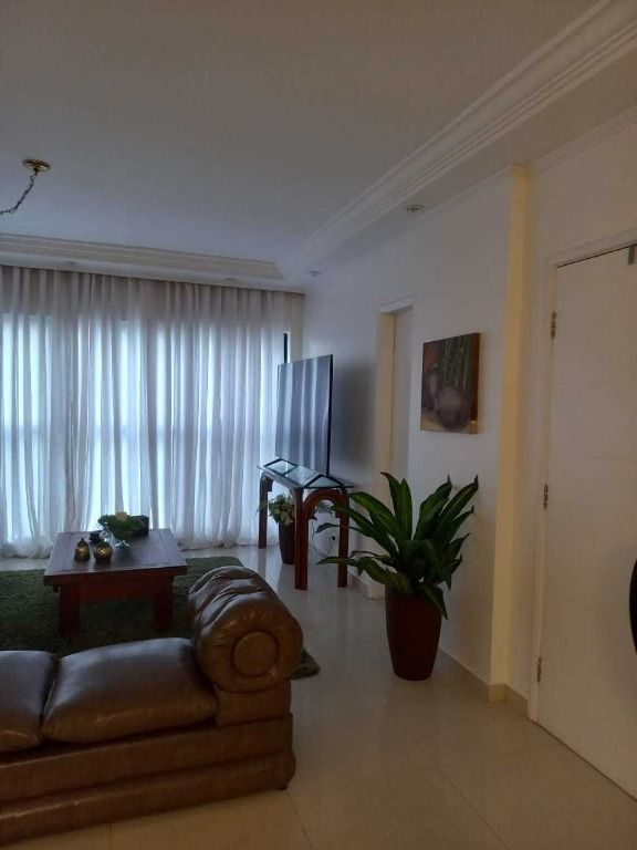 Apartamento à venda com 3 quartos, 118m² - Foto 4