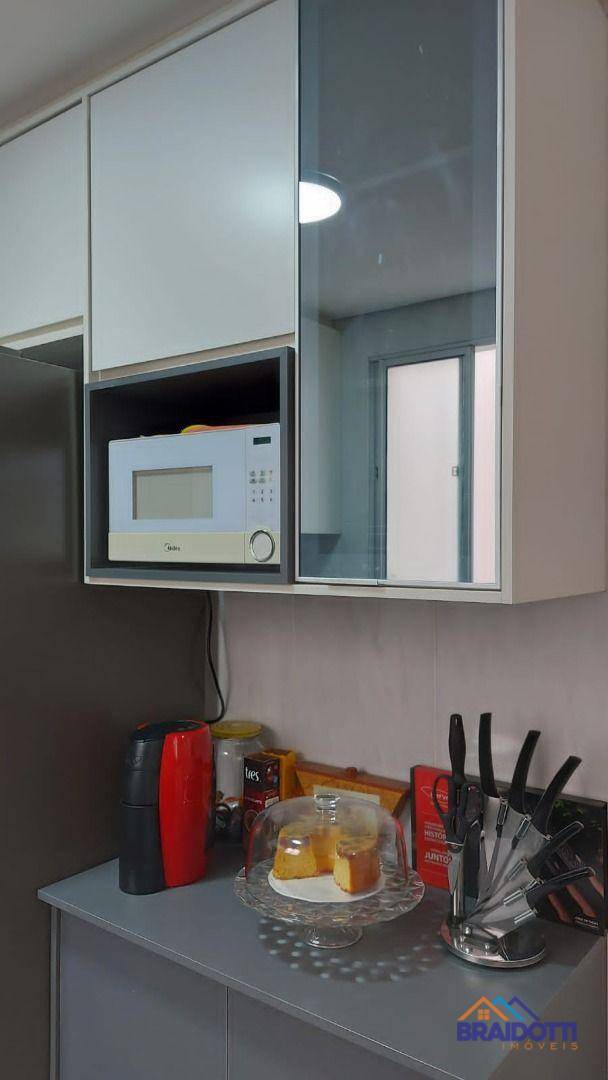 Apartamento à venda com 2 quartos, 45m² - Foto 8