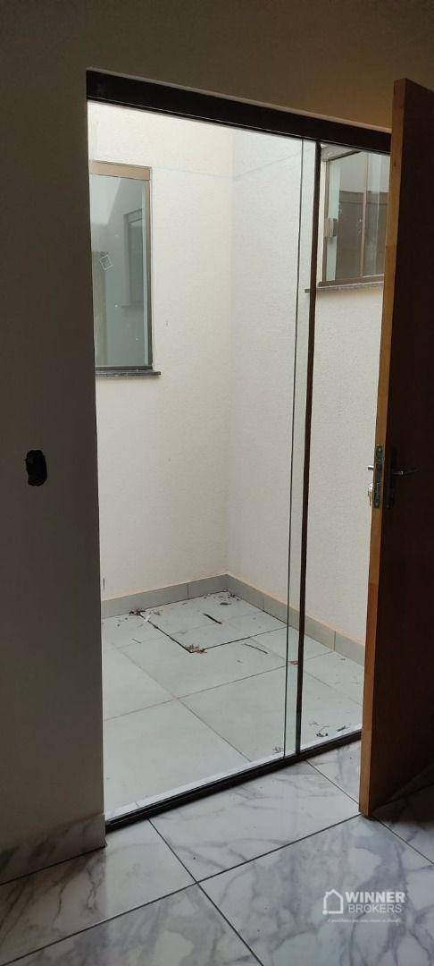 Casa à venda com 3 quartos, 75m² - Foto 6