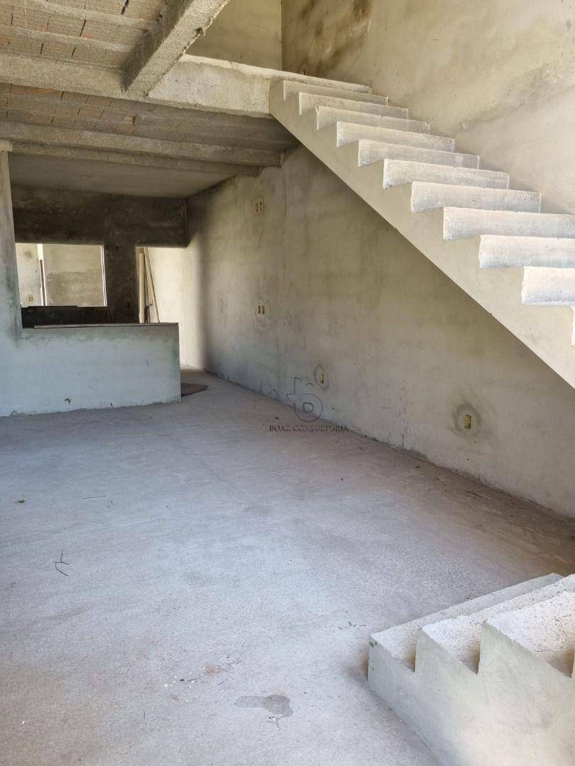 Casa de Condomínio à venda com 3 quartos, 209m² - Foto 1