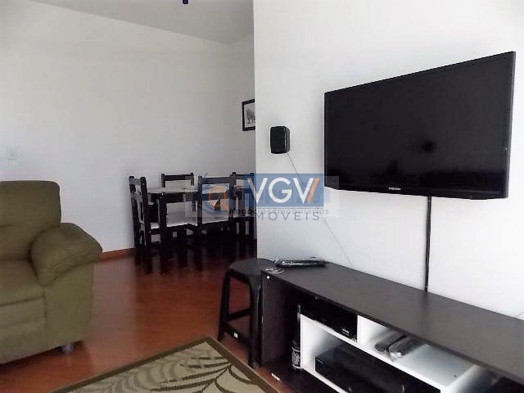 Apartamento à venda com 3 quartos, 55m² - Foto 3