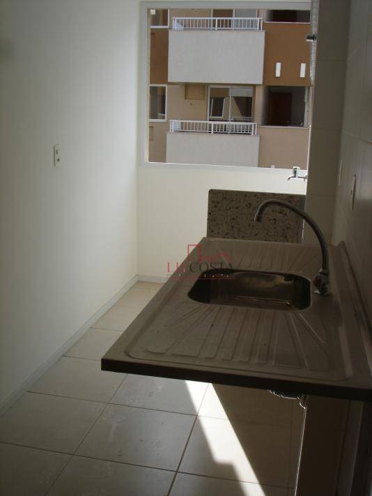 Apartamento à venda com 2 quartos, 60m² - Foto 5