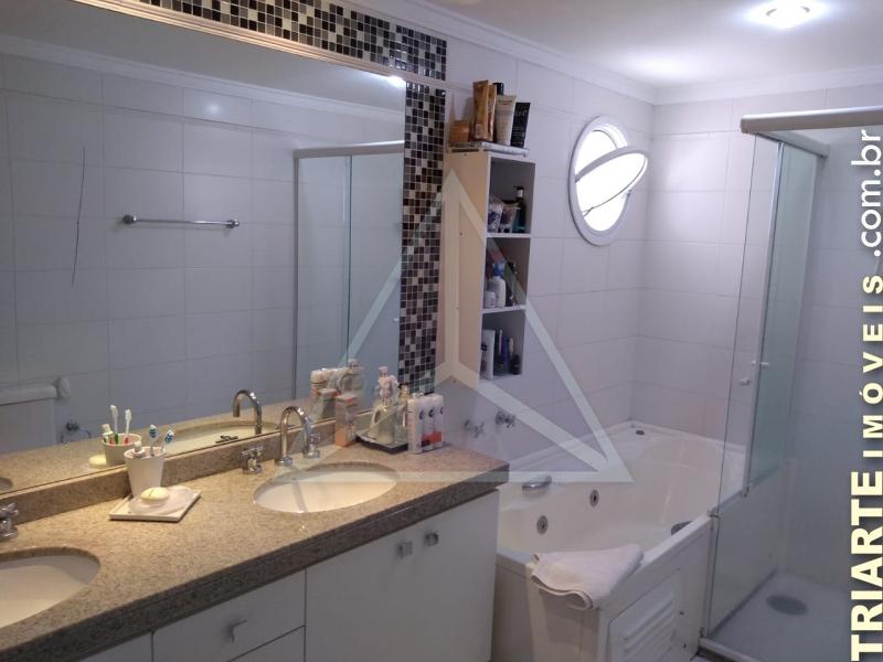 Apartamento para alugar com 3 quartos, 212m² - Foto 22