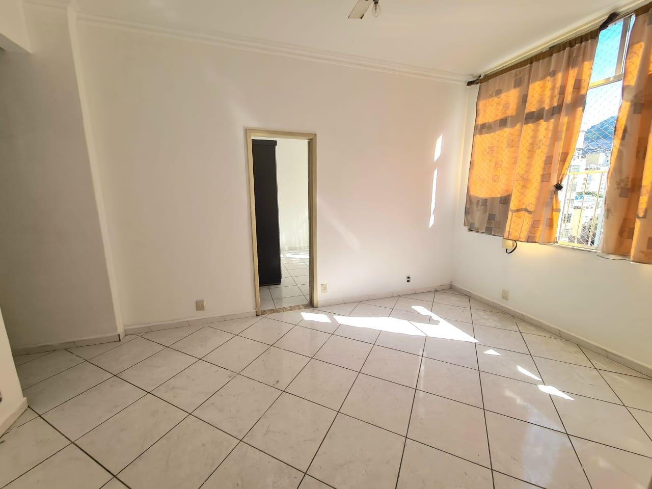 Apartamento à venda com 1 quarto, 40m² - Foto 5