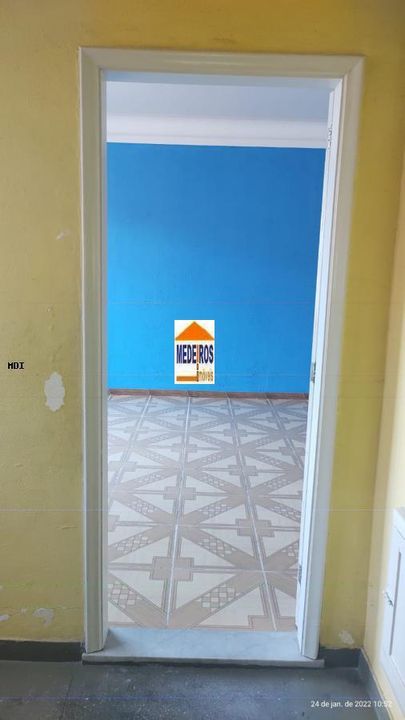 Apartamento à venda com 3 quartos, 80m² - Foto 3