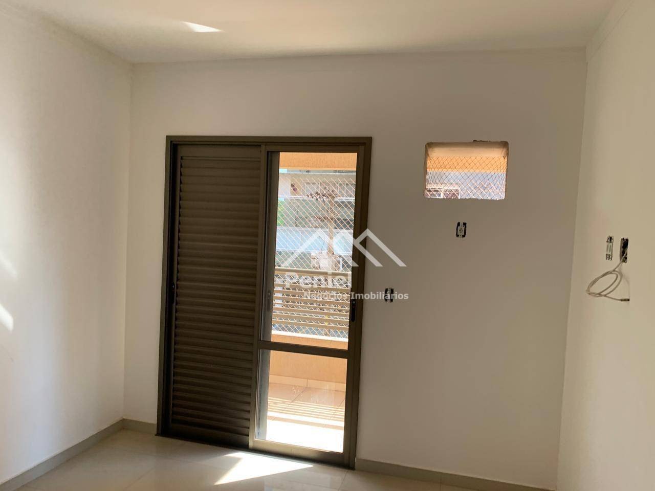 Apartamento à venda com 3 quartos, 110m² - Foto 8