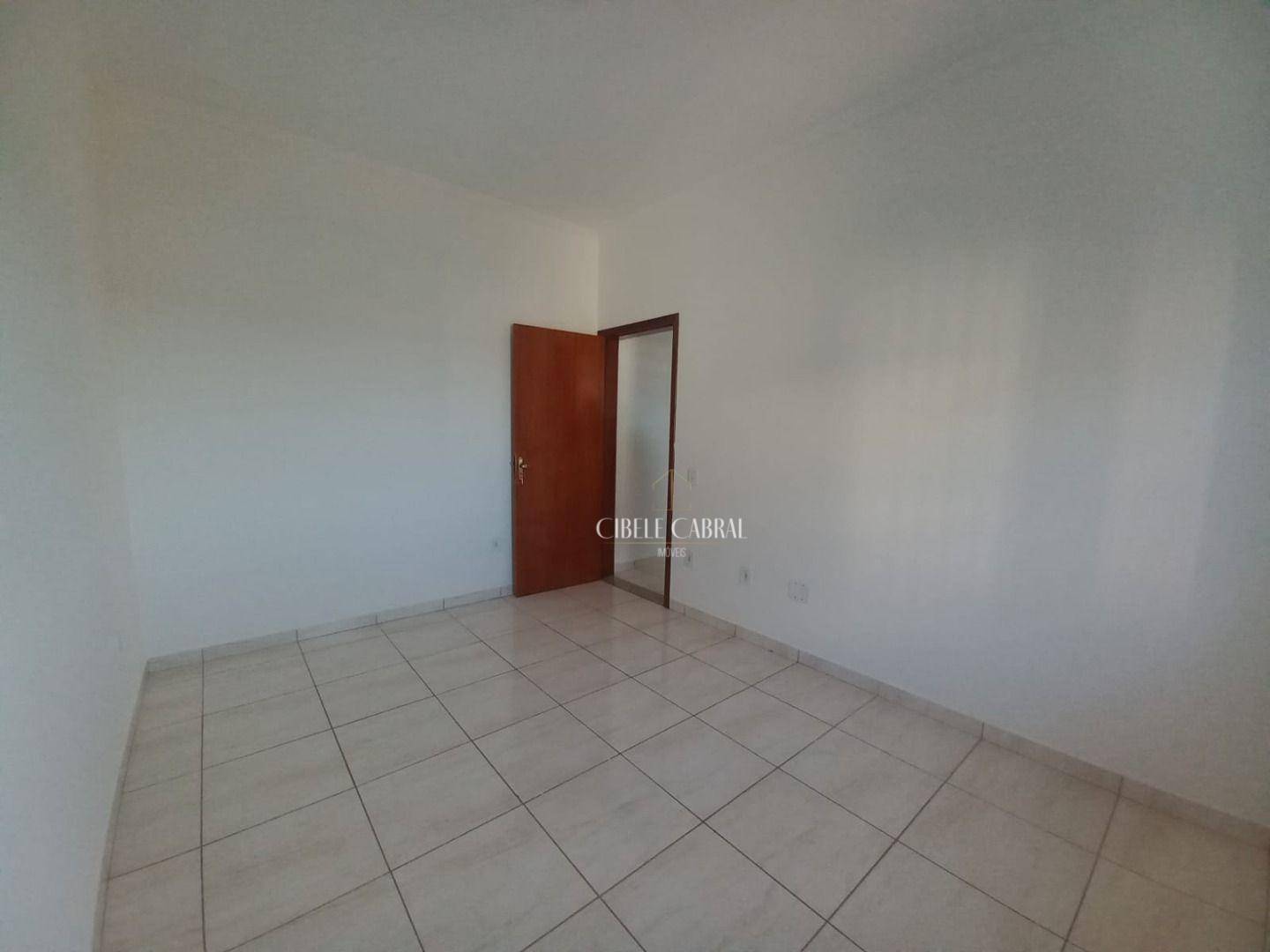 Apartamento para alugar com 2 quartos, 60m² - Foto 9