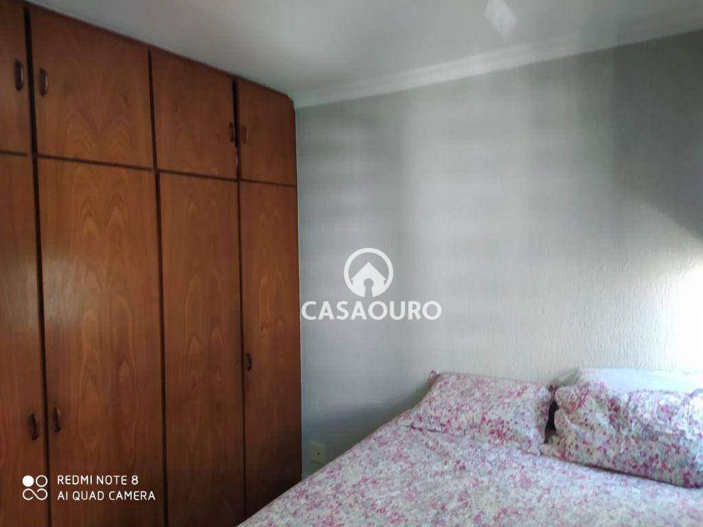 Apartamento à venda com 3 quartos, 90m² - Foto 4