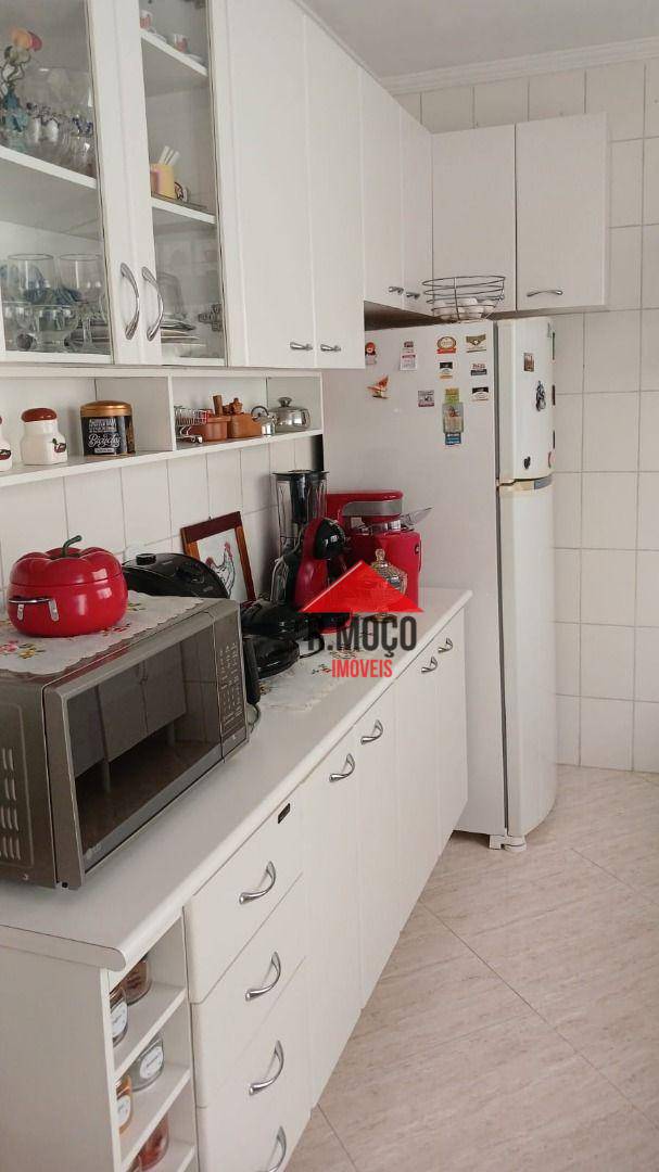 Sobrado à venda com 2 quartos, 140m² - Foto 12