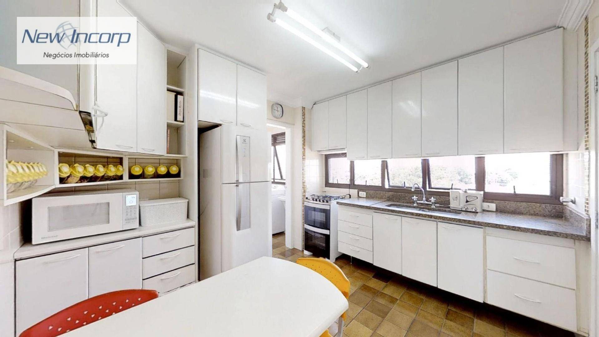 Apartamento à venda com 4 quartos, 270m² - Foto 8