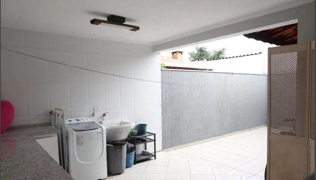 Sobrado à venda com 3 quartos, 221m² - Foto 21