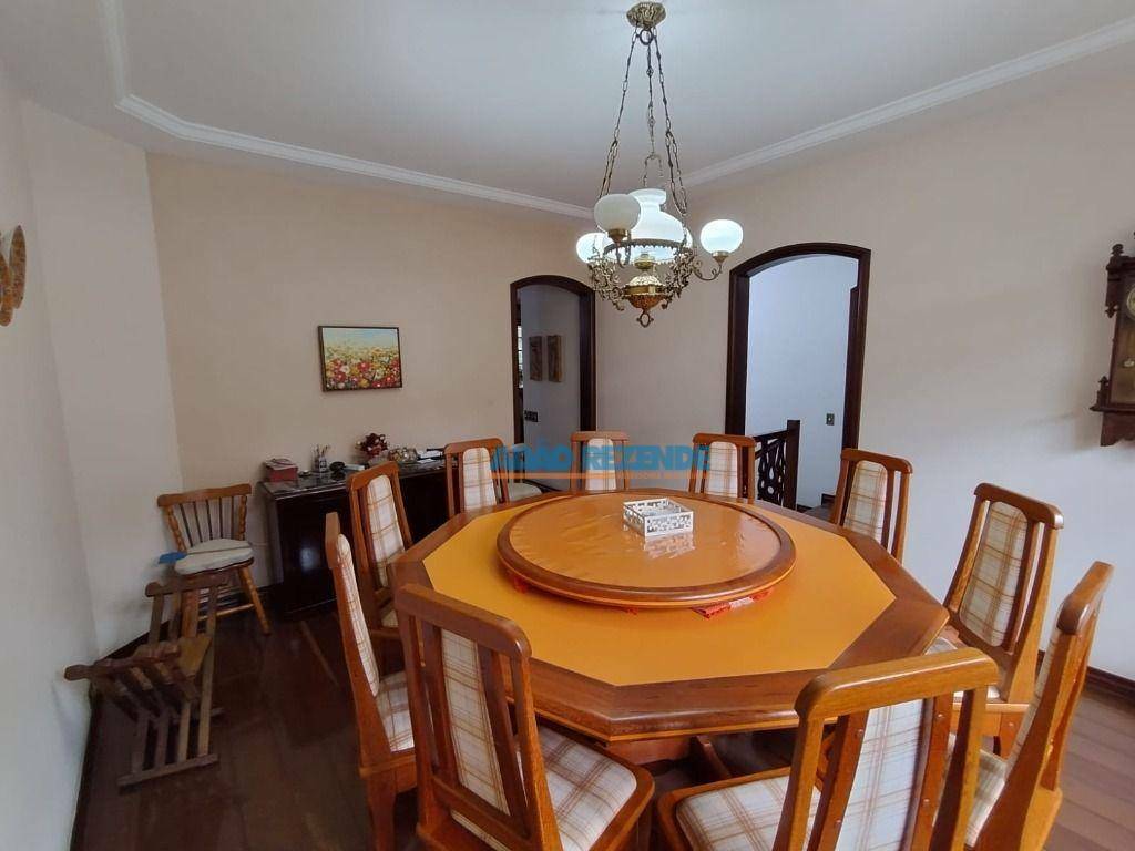 Casa, 3 quartos, 280 m² - Foto 12