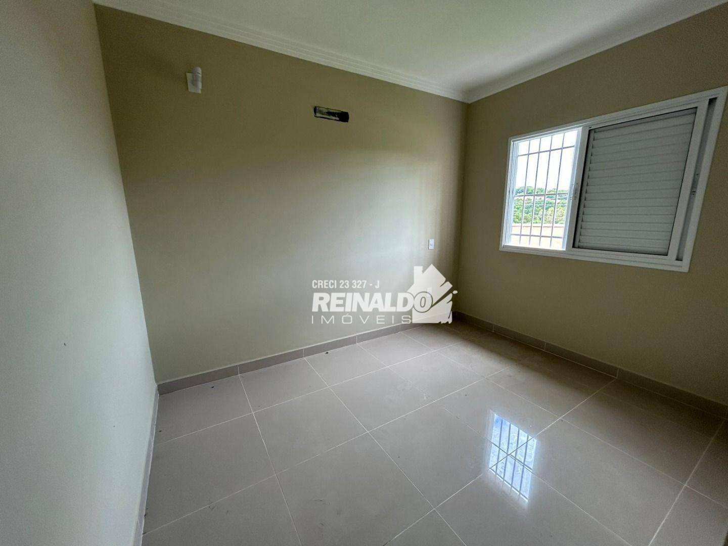 Casa à venda e aluguel com 3 quartos, 130m² - Foto 5