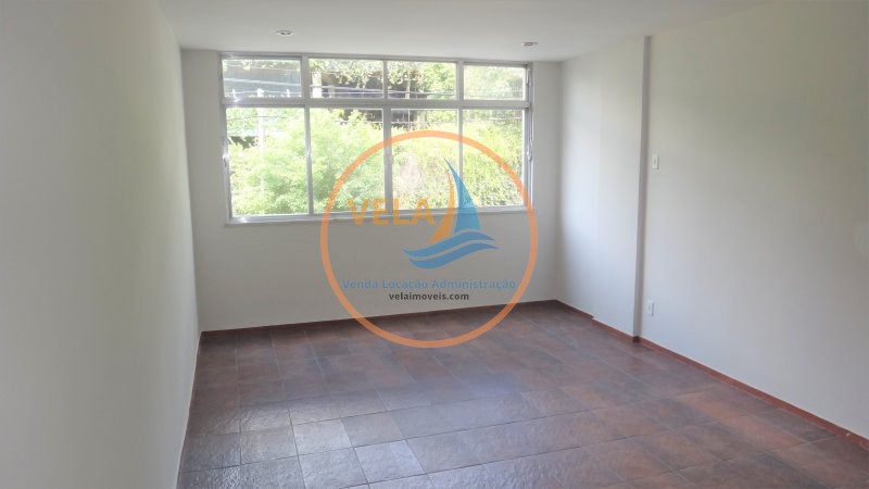 Apartamento à venda com 3 quartos, 85m² - Foto 1