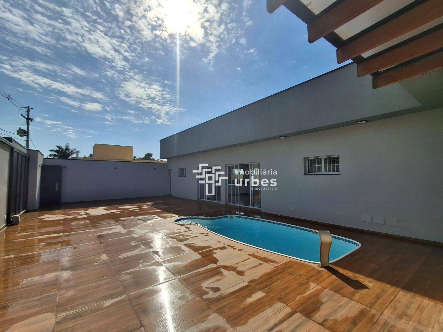 Casa à venda e aluguel com 3 quartos, 215m² - Foto 5