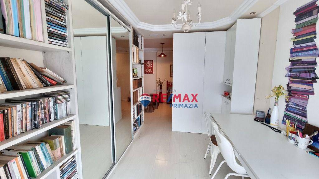 Apartamento à venda com 2 quartos, 63m² - Foto 5