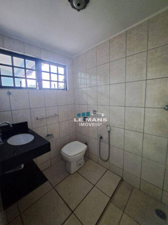 Casa à venda com 4 quartos, 250m² - Foto 24