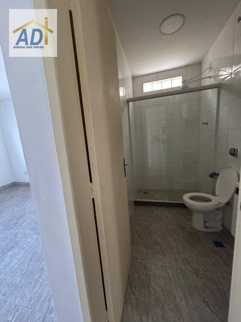 Apartamento para alugar com 2 quartos, 95m² - Foto 15