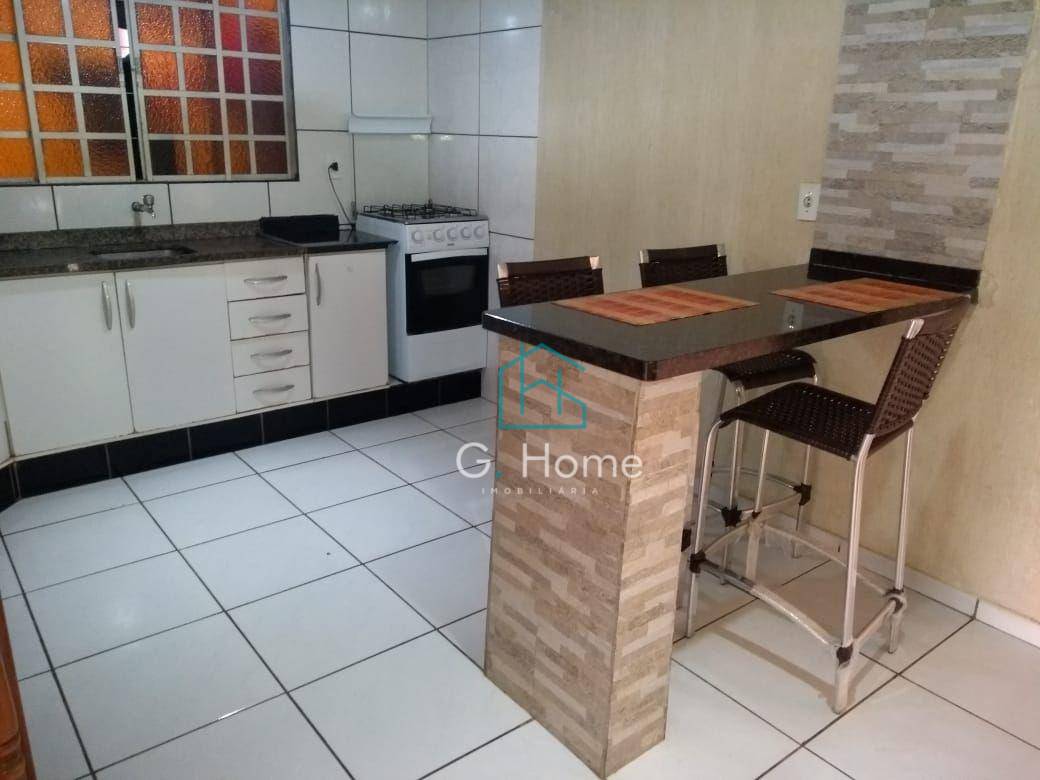 Casa à venda com 4 quartos, 80m² - Foto 4