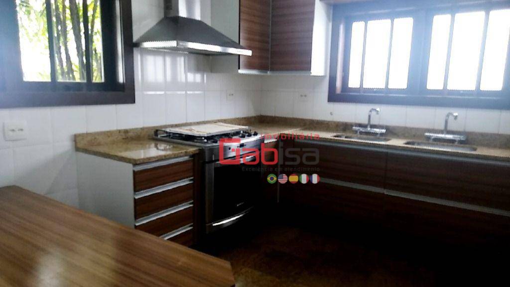 Casa à venda com 5 quartos, 230m² - Foto 5