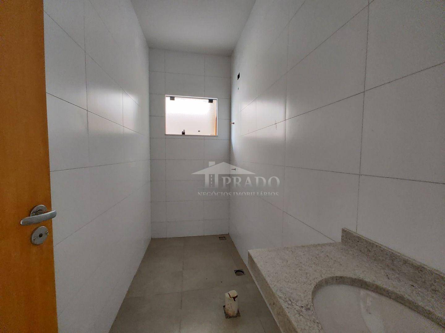 Casa à venda com 2 quartos, 74m² - Foto 8